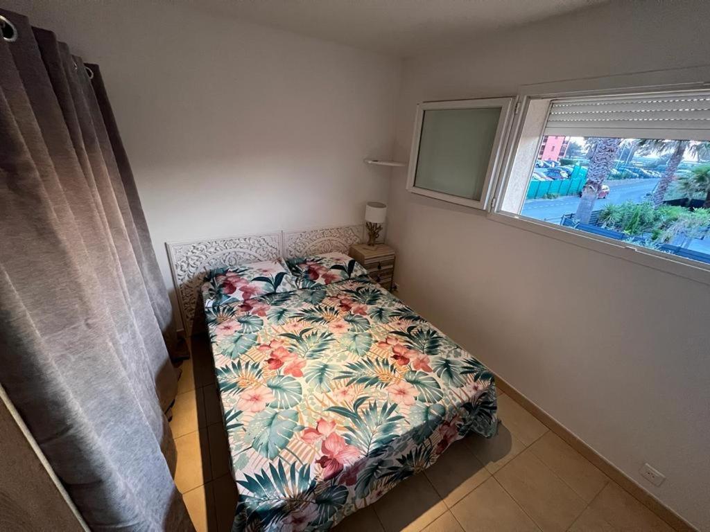 Plein Sud, Bel Appartement 20 Metres De La Plage La Capte Hyères Exterior foto